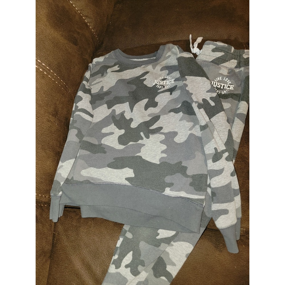 Justice‎ camouflage sweatshirt and pants size 10
